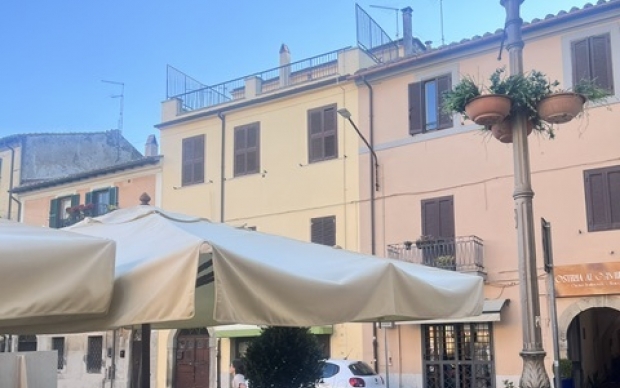 Locale Commerciale Bracciano